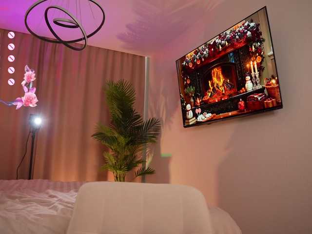 MilaLuxe's BongaCams show and profile