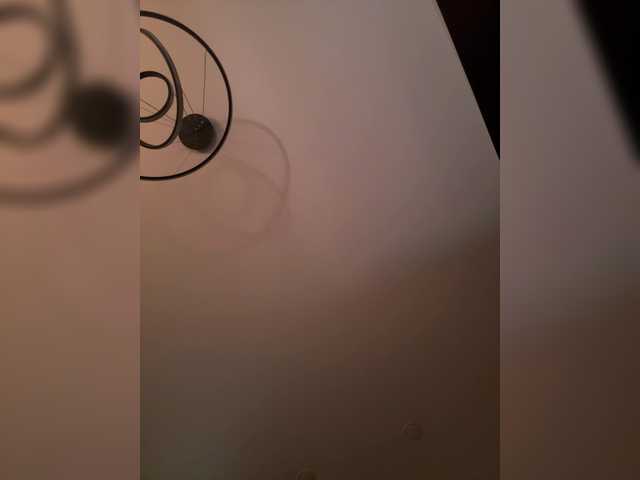 MillyRose – webcam model profile photo