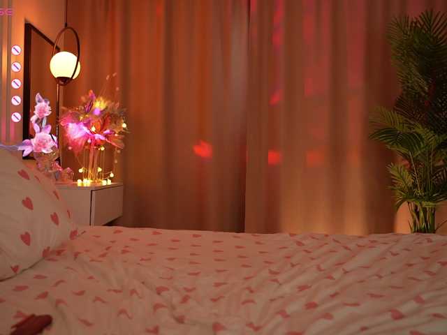 MilaLuxe's BongaCams show and profile