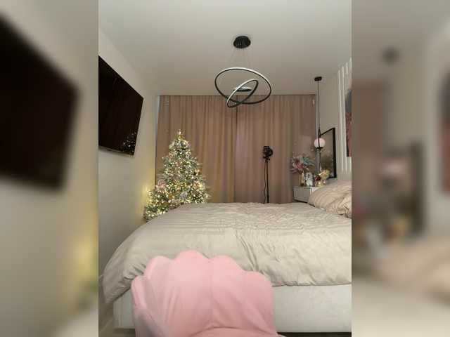 MilaLuxe's BongaCams show and profile