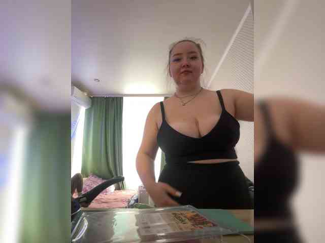 Helenkiss29 webcam
