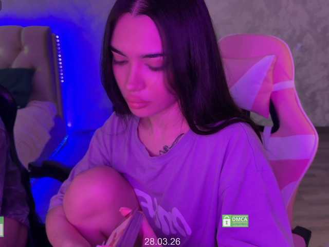 CoupleOnFire's BongaCams show and profile