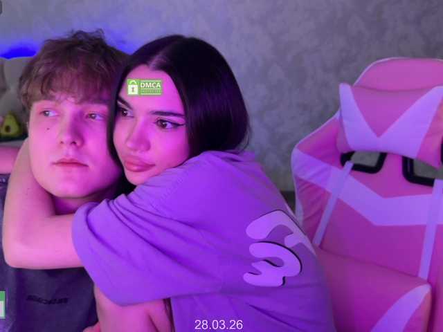 CoupleOnFire's BongaCams show and profile