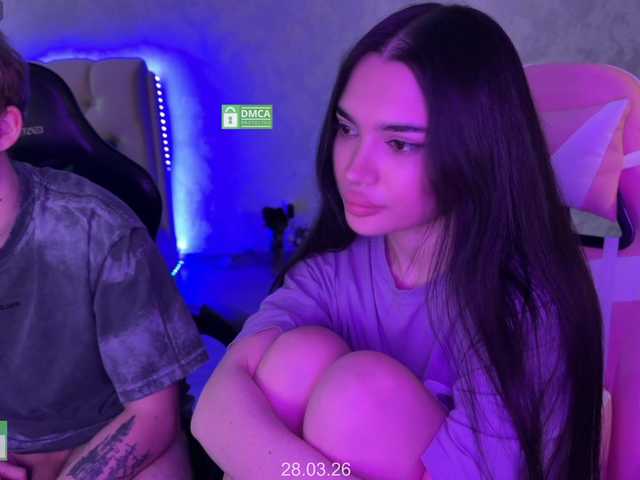 CoupleOnFire's BongaCams show and profile