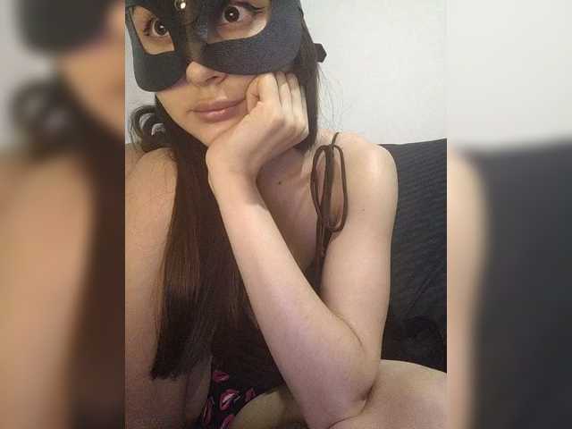 Mikki-blek's BongaCams show and profile