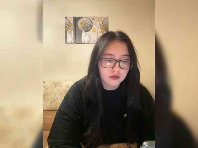 Arina-Kisss Arina-Kisss