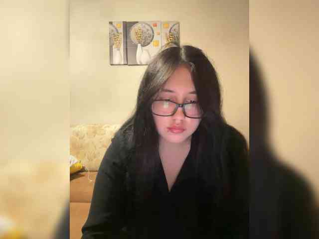 Arina-Kisss Arina-Kisss