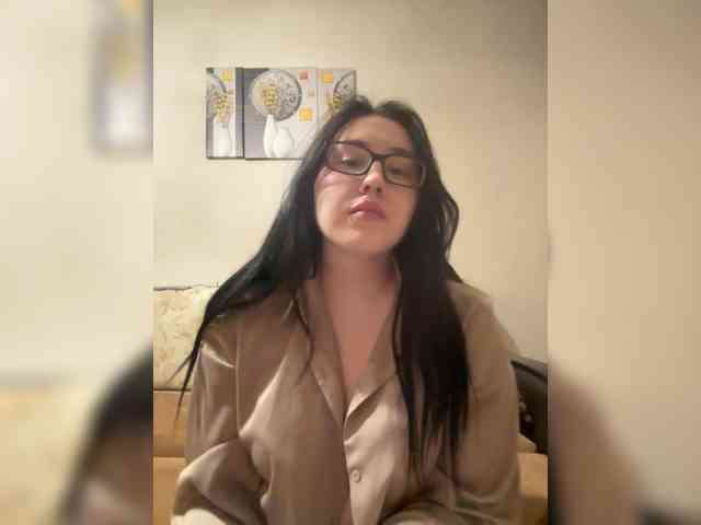 Arina-Kisss Arina-Kisss