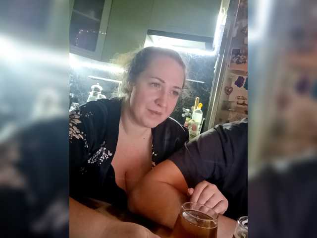 Olga372's BongaCams show and profile