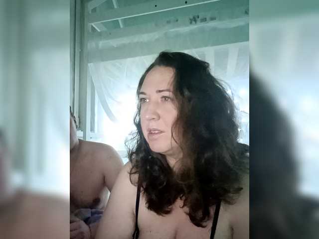 Olga372's BongaCams show and profile