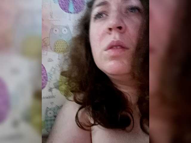 Olga372's BongaCams show and profile