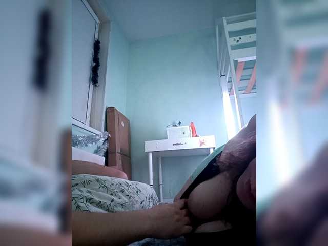 Olga372's BongaCams show and profile