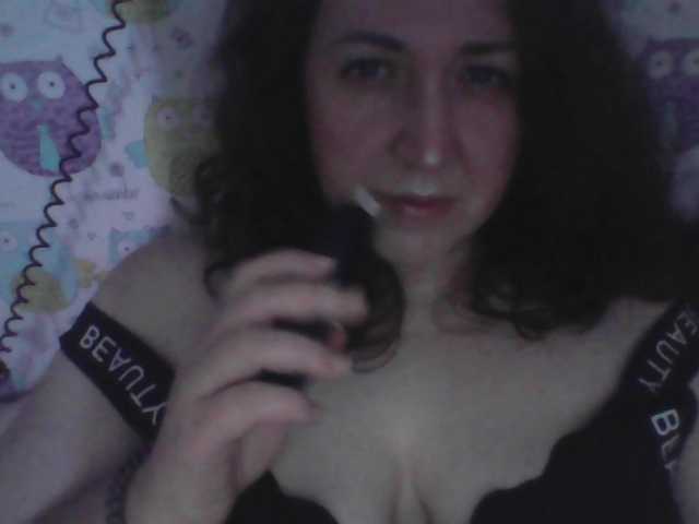 Olga372's BongaCams show and profile