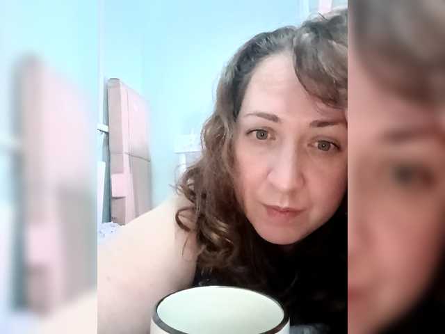 Olga372's BongaCams show and profile