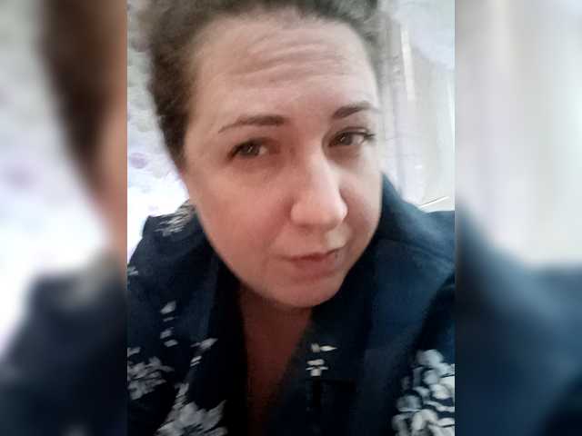 Olga372's BongaCams show and profile