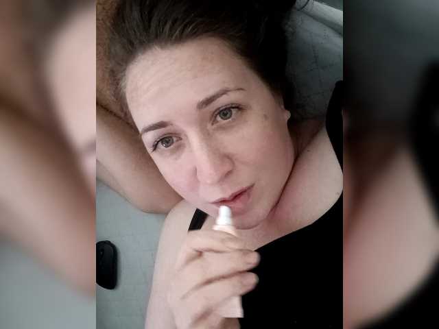 Olga372's BongaCams show and profile