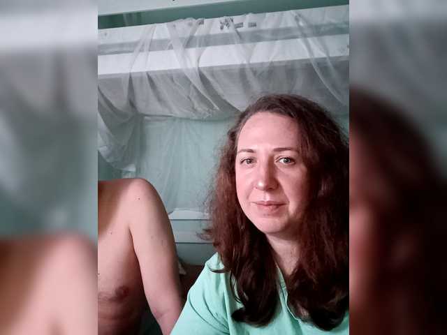 Olga372's BongaCams show and profile