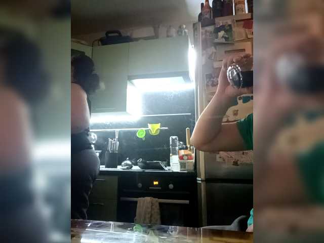 Olga372 from BongaCams