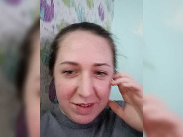 Olga372's BongaCams show and profile