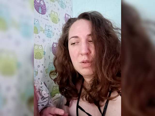 Olga372's BongaCams show and profile