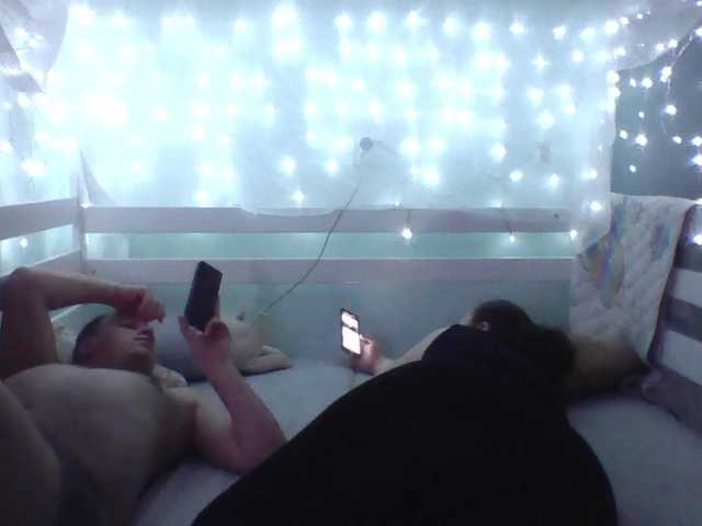 Olga372's BongaCams show and profile