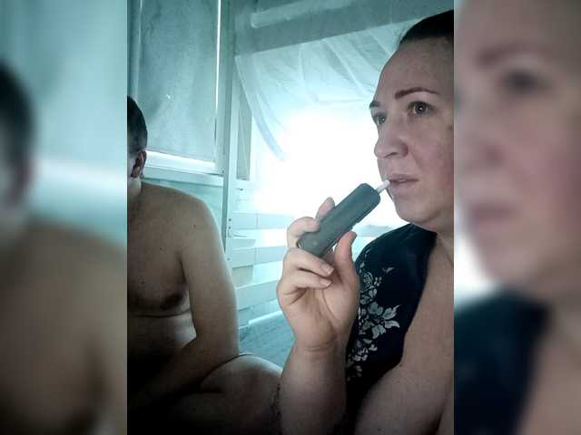 Olga372's BongaCams show and profile