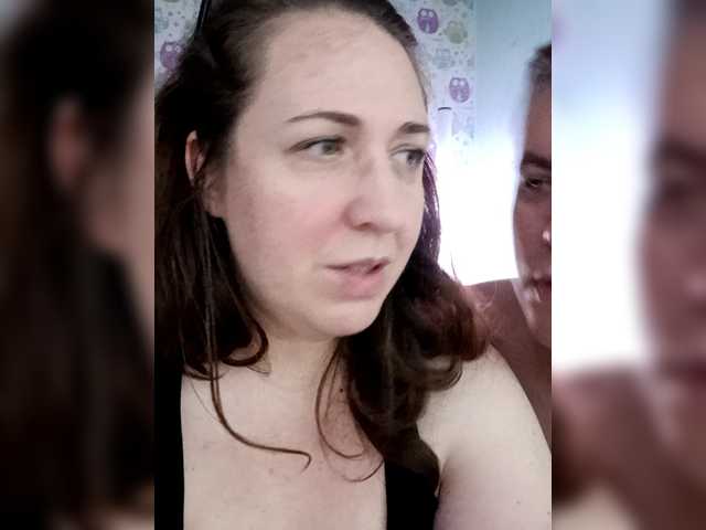 Olga372's BongaCams show and profile