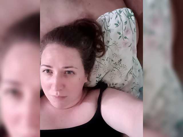 Olga372 – webcam model profile photo