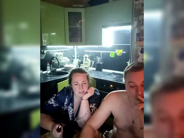 Olga372's BongaCams show and profile