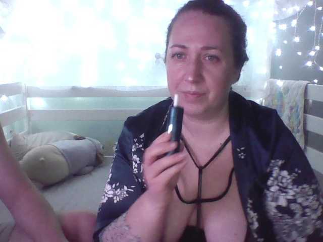 Olga372's BongaCams show and profile