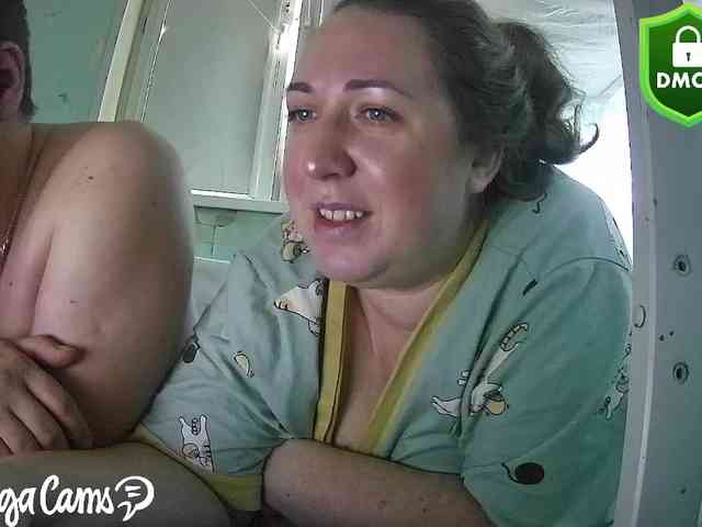 Your_favorite_couple webcam