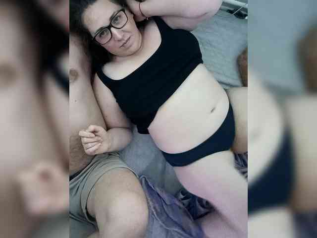 Your_favorite_couple webcam