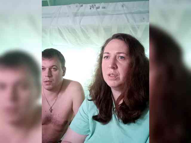 Your_favorite_couple webcam