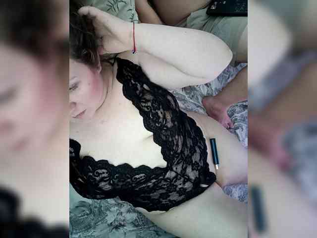 Your_favorite_couple webcam