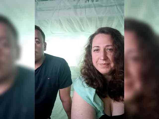 Your_favorite_couple webcam