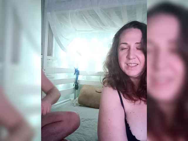 Your_favorite_couple webcam