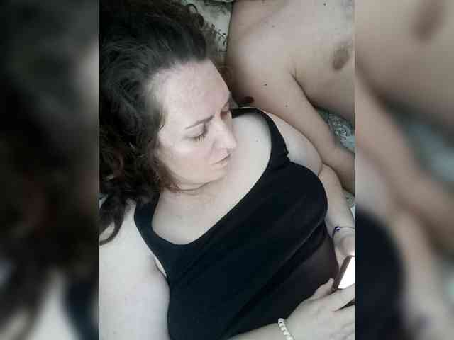 Your_favorite_couple webcam