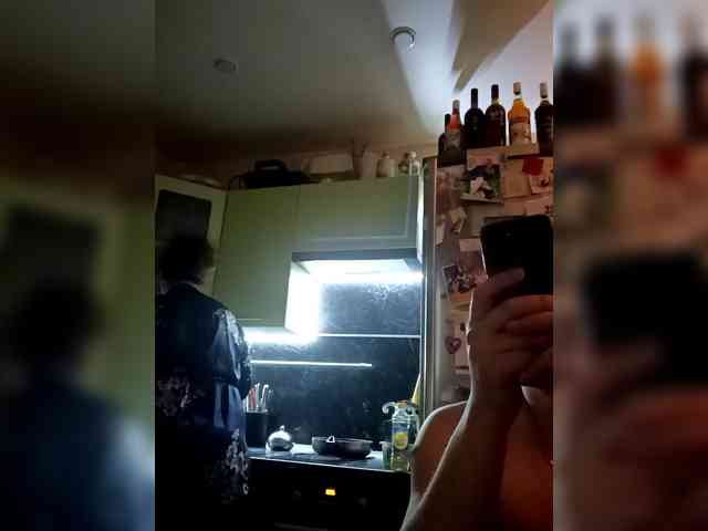 Your_favorite_couple webcam