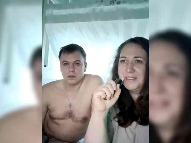 Your_favorite_couple webcam