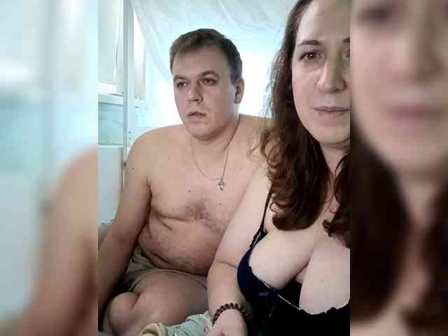 Your_favorite_couple webcam