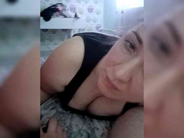 Your_favorite_couple webcam