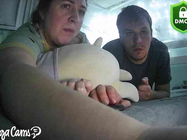 Your_favorite_couple webcam