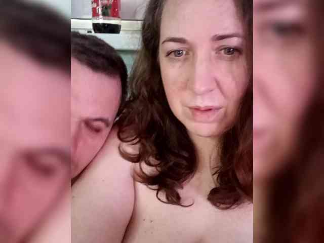 Your_favorite_couple webcam