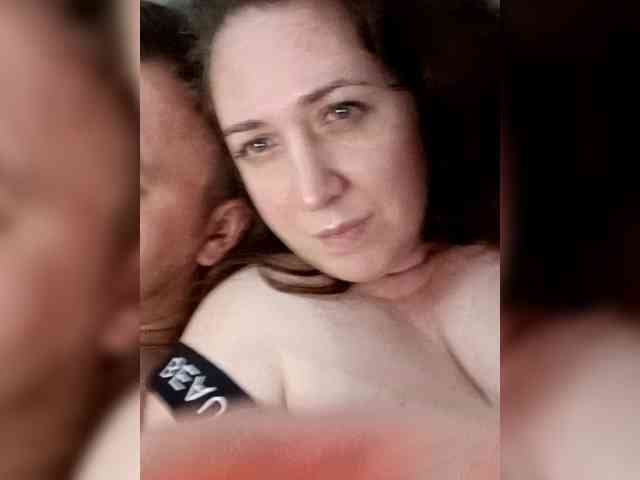 Your_favorite_couple webcam