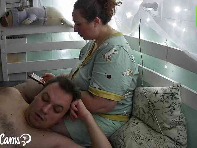 Your_favorite_couple webcam