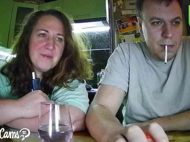 Your_favorite_couple webcam