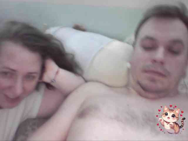 Your_favorite_couple webcam