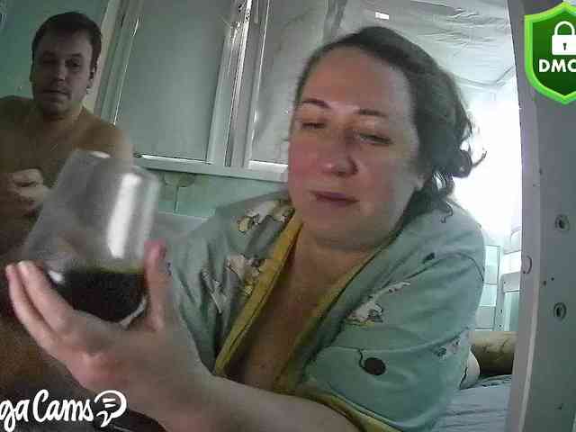 Your_favorite_couple webcam