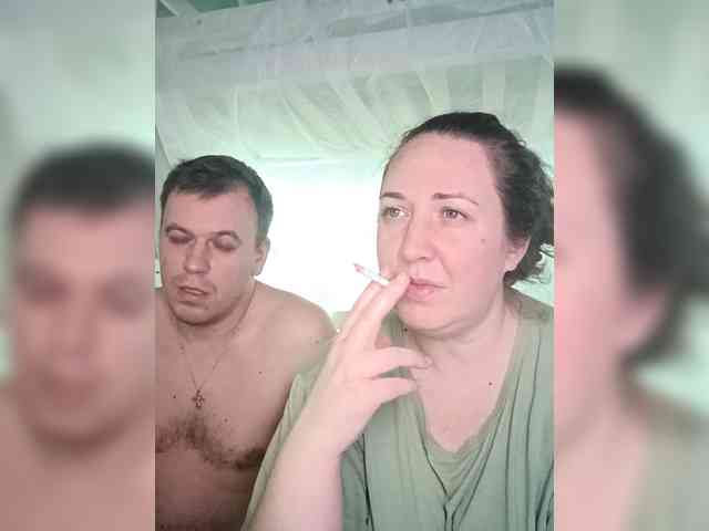 Your_favorite_couple webcam