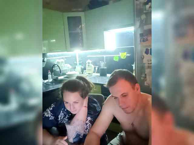 Your_favorite_couple webcam